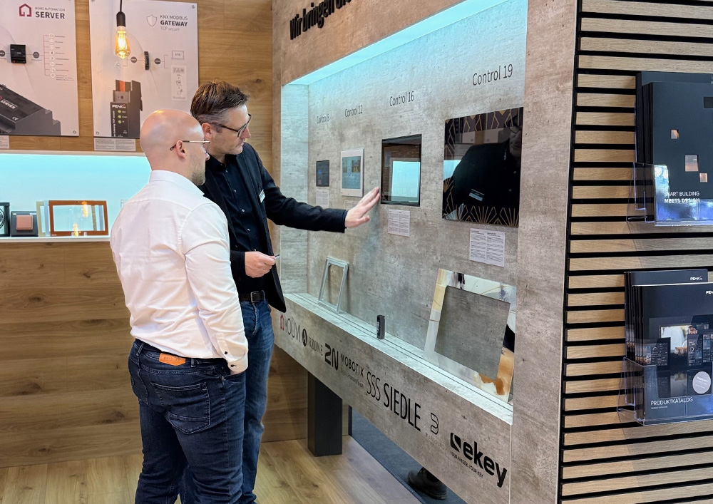 PEAKnx Messestand 01